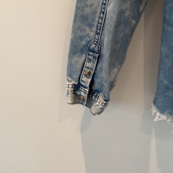 Blank NYC distressed jean shirt girls XL - Picture 6 of 7